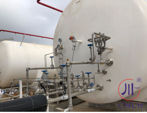 LIN LOX LAR LNG tankı için yüksek basınçlı kriyojenik güvenlik valfi -196-80 C CF8 CF3 4.0Mpa