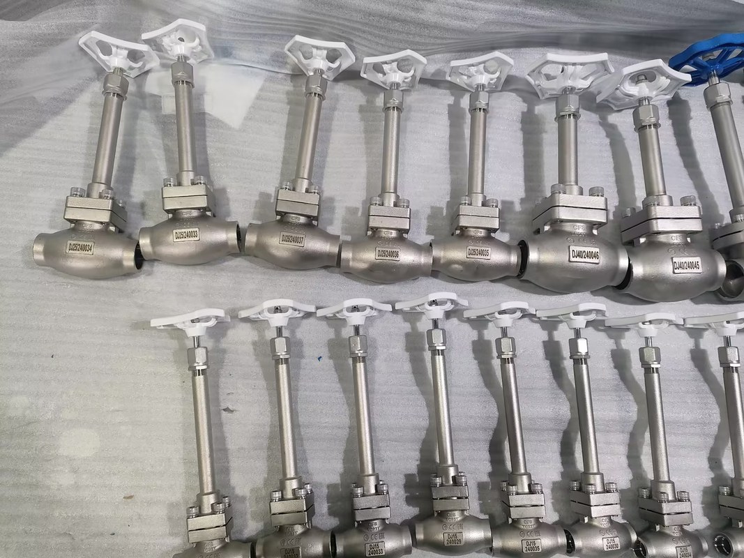 ISO CE EAC sertifikalı, paslanmaz çelik 304/316 ve -196°C'den +80°C'ye kadar sıcaklık aralığı ile 5.0Mpa maksimum basınç için kriyojenik küre valfi